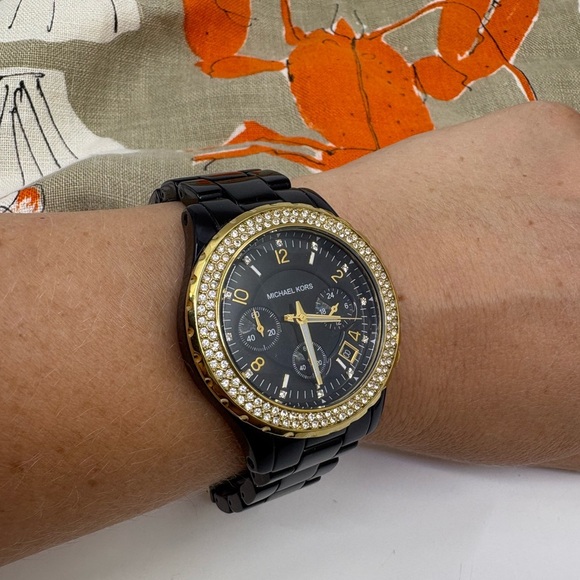 Authentic Michael Kors Chronograph Quartz Crystal Black Dial Ladies Watch - Picture 2 of 11